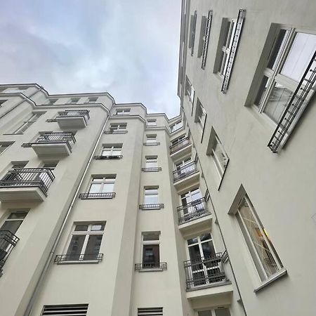 Cute Apartment Perfect For Business And Travel. Varşovia Exterior foto