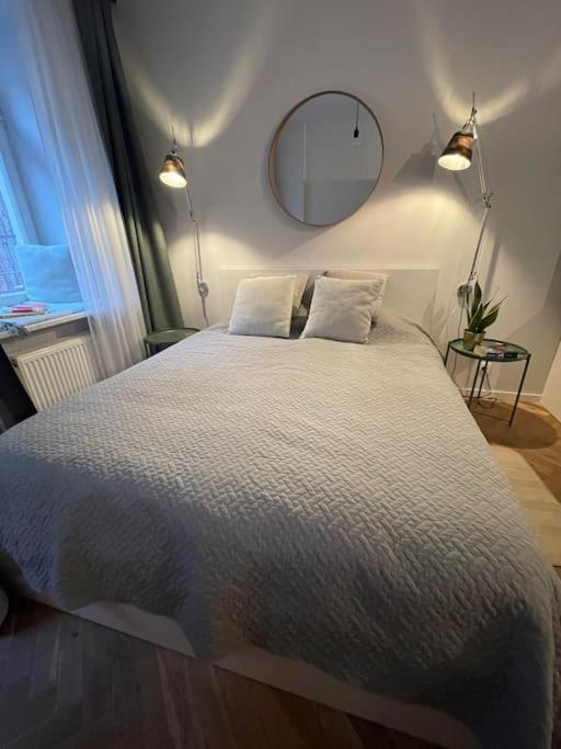 Cute Apartment Perfect For Business And Travel. Varşovia Exterior foto